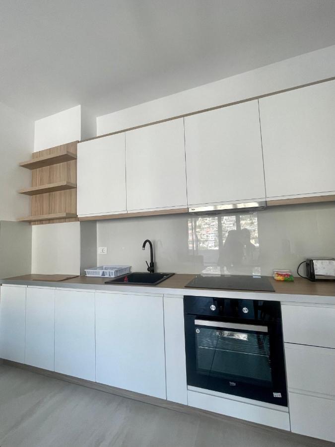 Azura Saranda Terraces Apt מראה חיצוני תמונה