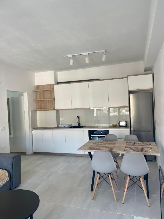 Azura Saranda Terraces Apt מראה חיצוני תמונה