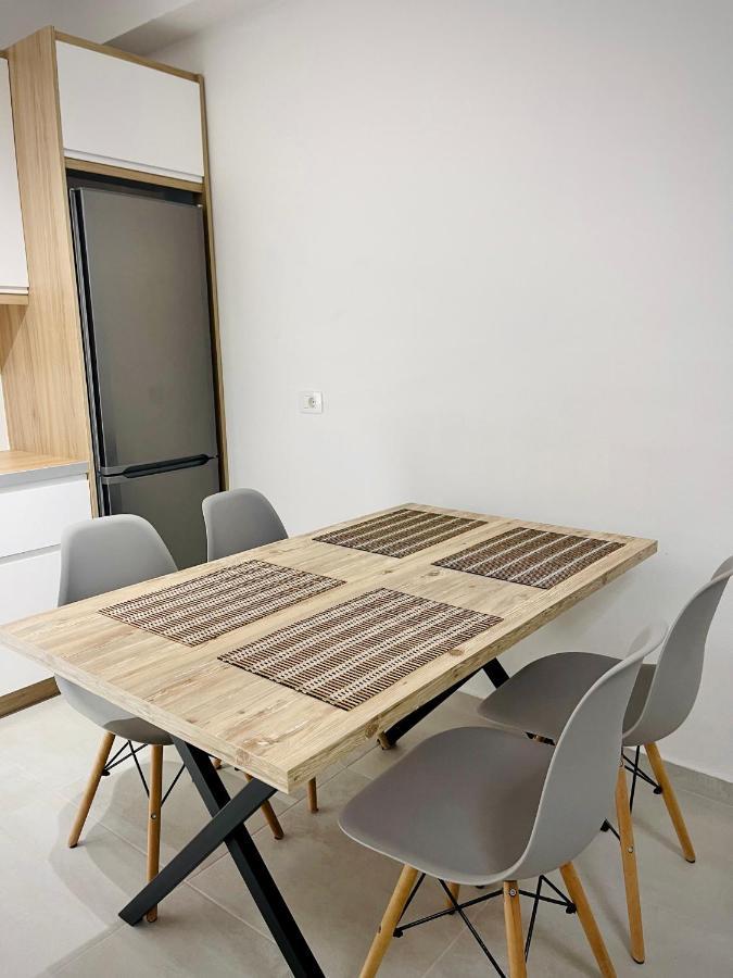 Azura Saranda Terraces Apt מראה חיצוני תמונה