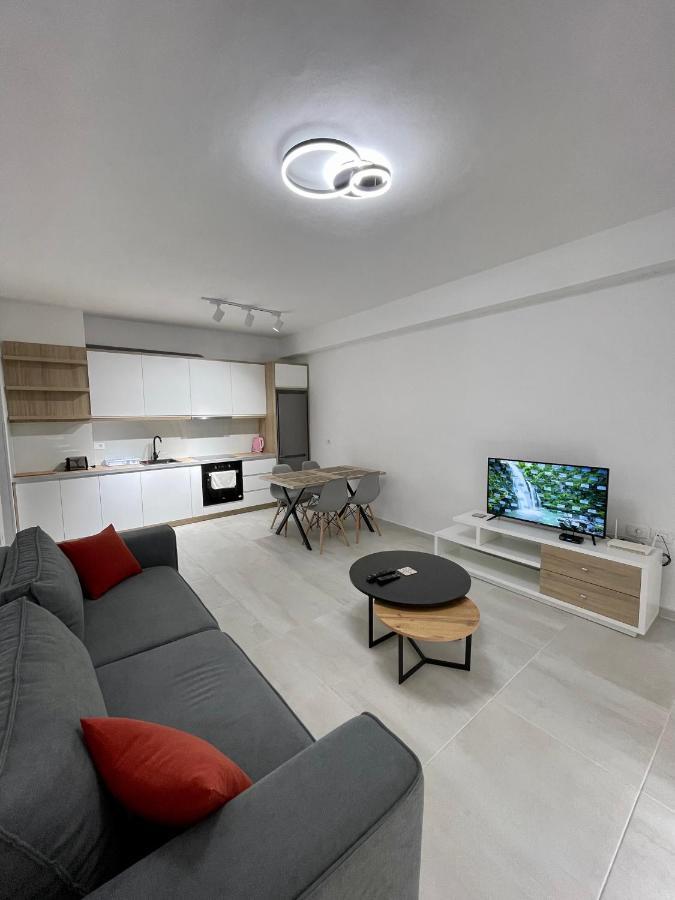 Azura Saranda Terraces Apt מראה חיצוני תמונה