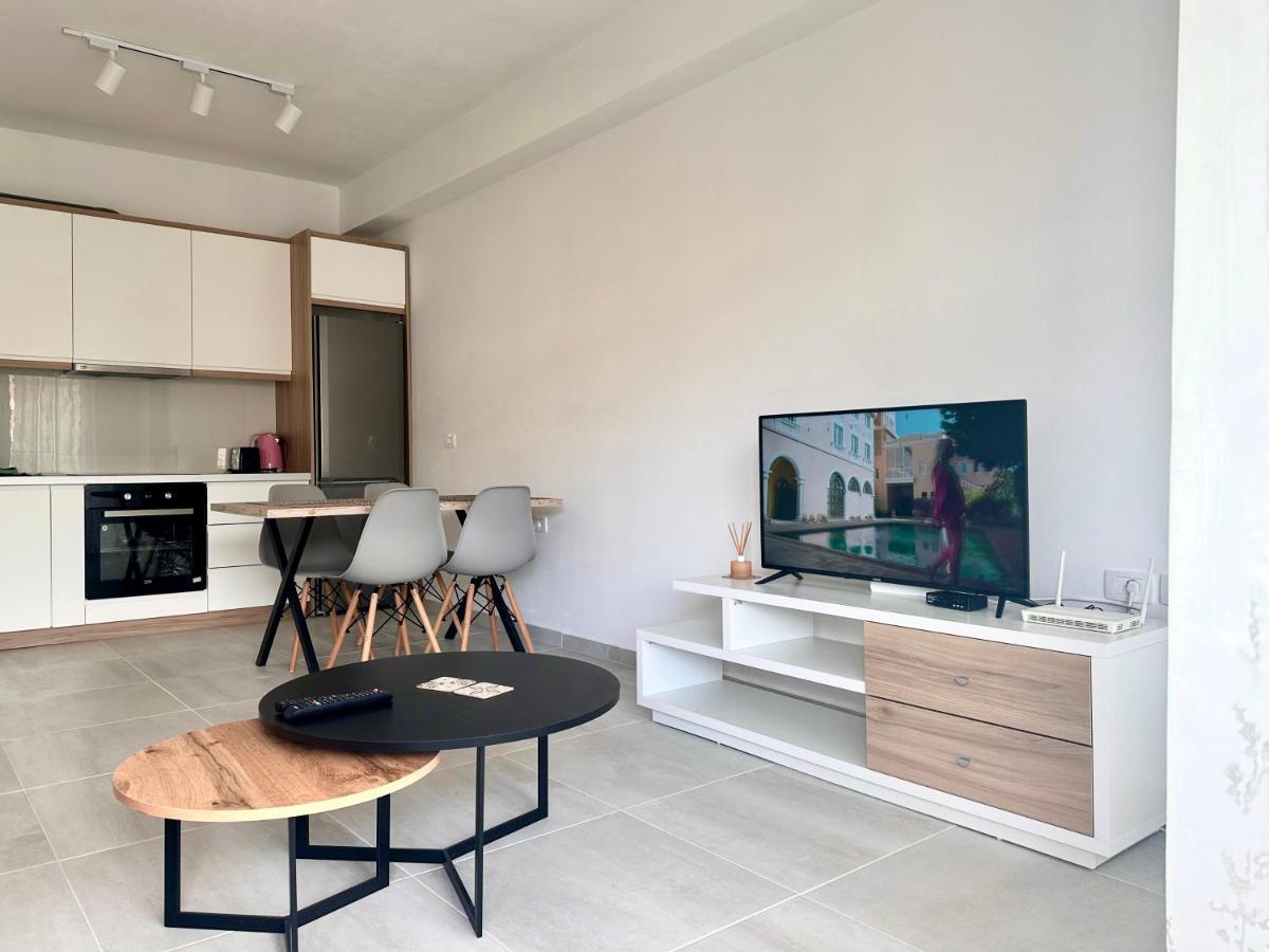 Azura Saranda Terraces Apt מראה חיצוני תמונה